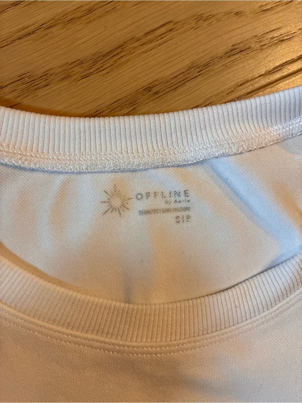 Aerie Cropped white workout top
